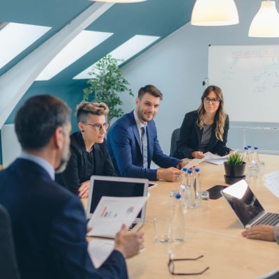 1xbet注册——场馆运营管理